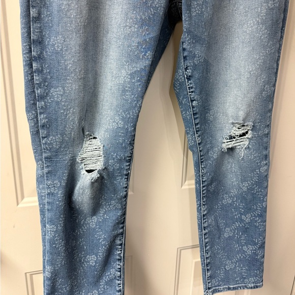 GAP girlfriend floral jeans - Picture 5 of 7